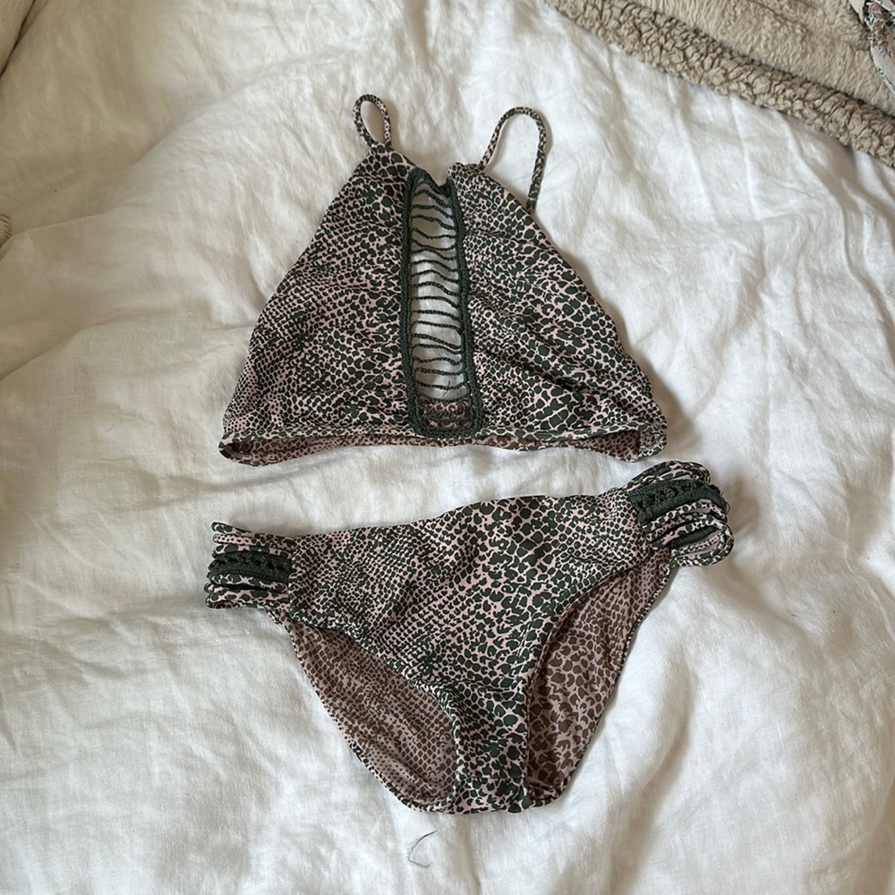 Acacia Adorable and sexy bikini